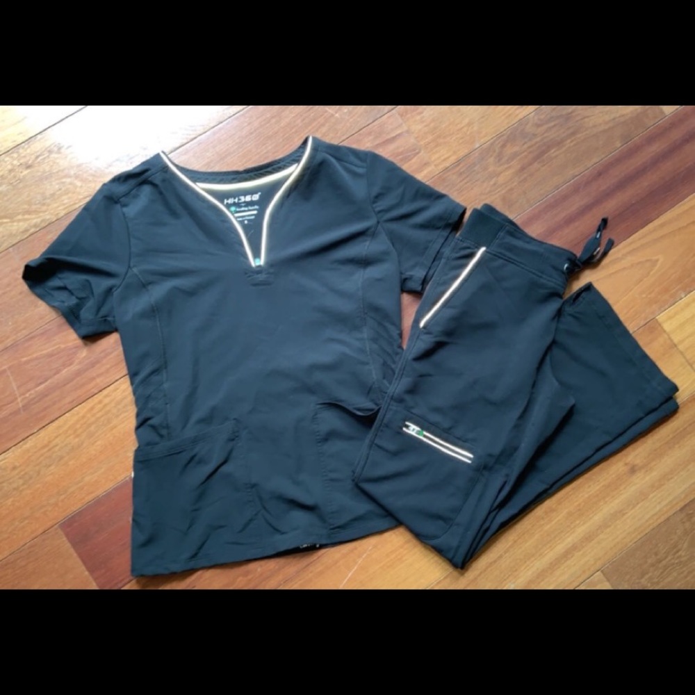 Healing Hands black scrub set